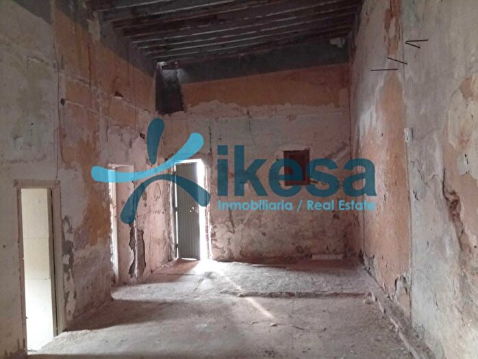 Casas en venta y pisos alquiler - 3