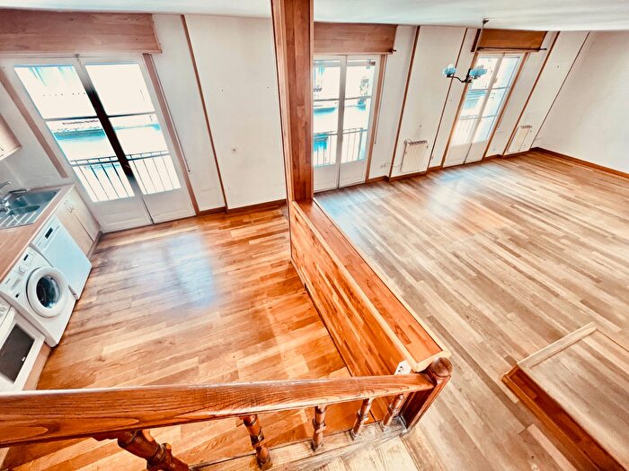 Casas en venta y pisos alquiler - 2