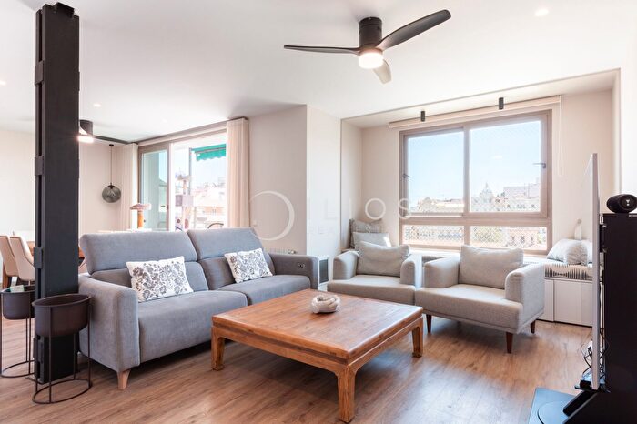 Casas en venta y pisos alquiler - 2