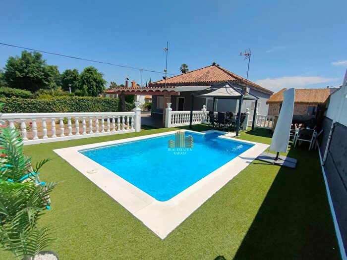 Casas en venta y pisos alquiler - 1