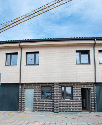 Casas en venta y pisos alquiler - 2