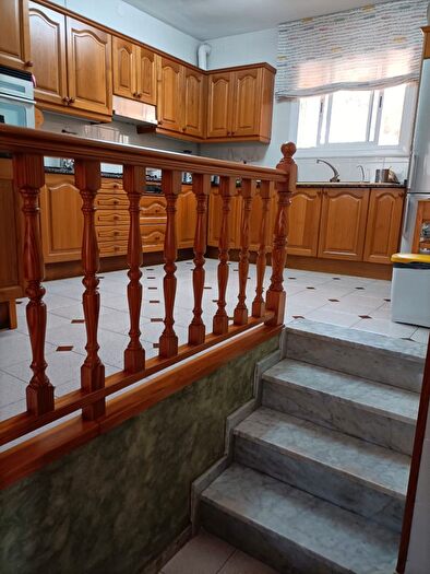 Casas en venta y pisos alquiler - 3