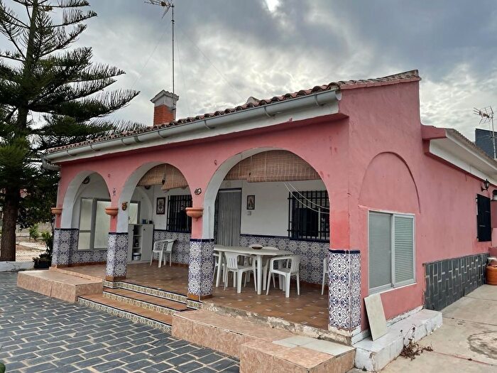 Casa en venta en Pedralba, Valencia de 3 habitaciones
