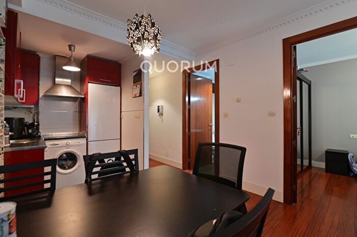 Casas en venta y pisos alquiler - 2