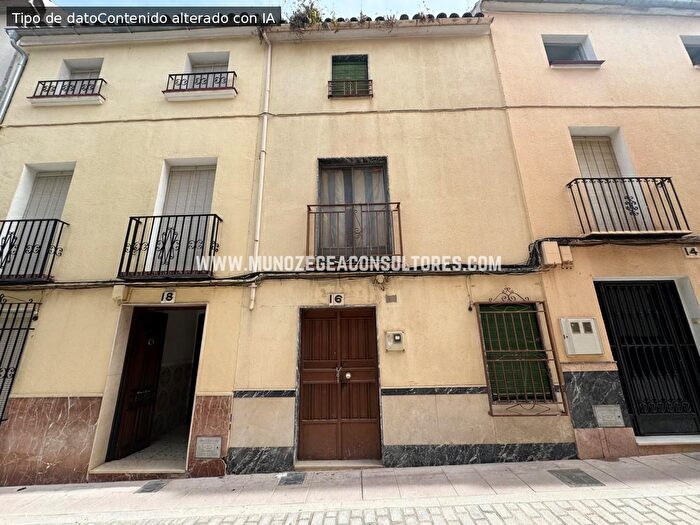 Casas en venta y pisos alquiler - 2