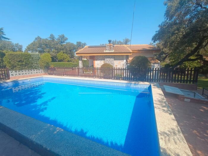 Casa en venta en El Garrobo, Sevilla de 3 habitaciones