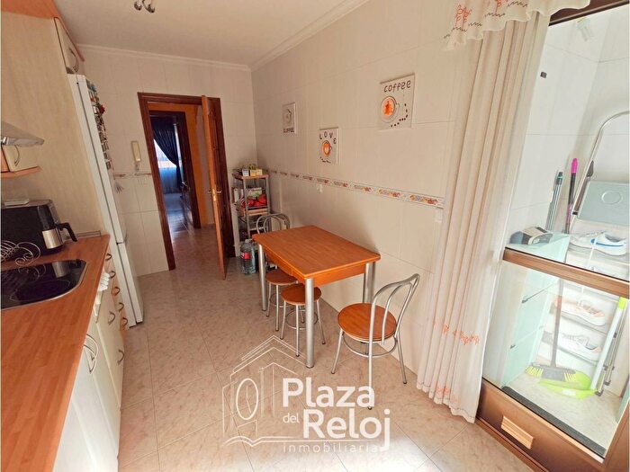 Casas en venta y pisos alquiler - 2