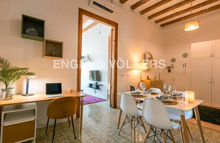 Casas en venta y pisos alquiler - 3