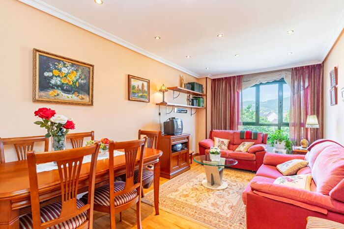 Casas en venta y pisos alquiler - 1