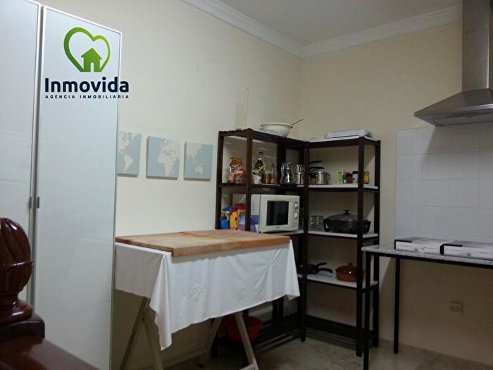 Casas en venta y pisos alquiler - 3