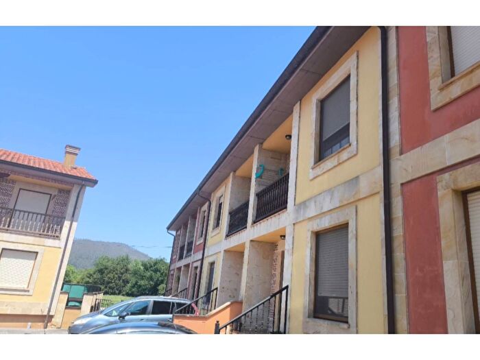 Casa en venta en Santa María de Cayón, Cantabria de 3 habitaciones