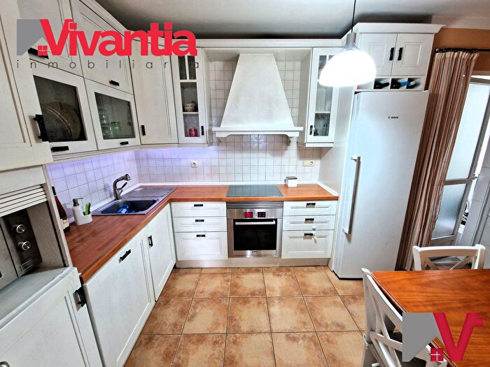 Casas en venta y pisos alquiler - 2