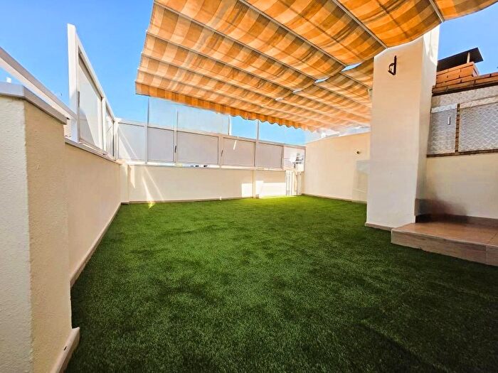 Piso en venta en Bailén Miraflores, Parque Victoria Eugenia de 2 habitaciones
