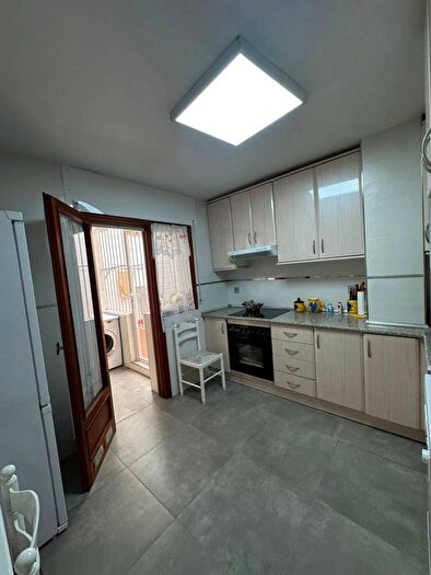 Casas en venta y pisos alquiler - 2