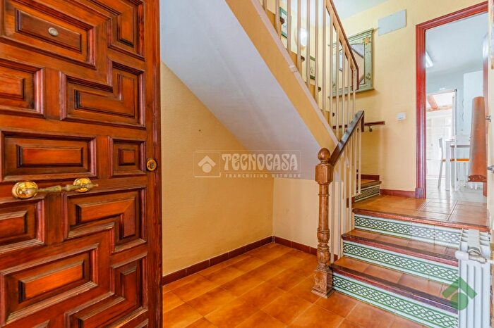 Casas en venta y pisos alquiler - 3