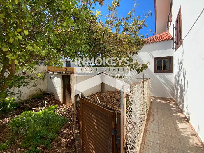 Casas en venta y pisos alquiler - 2