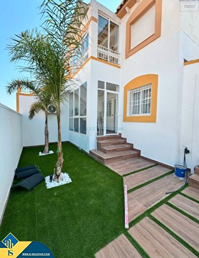 Casa en venta en Centro, Centro Muelle Pesquero de 3 habitaciones