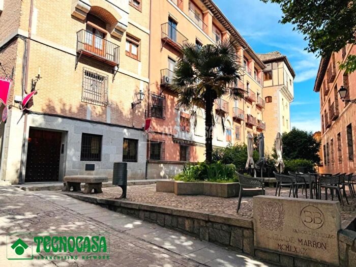 Casas en venta y pisos alquiler - 1