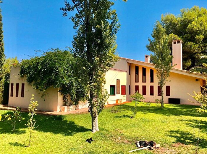 Casa en venta en LAlcora, Castellón de 4 habitaciones
