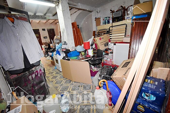 Casas en venta y pisos alquiler - 1