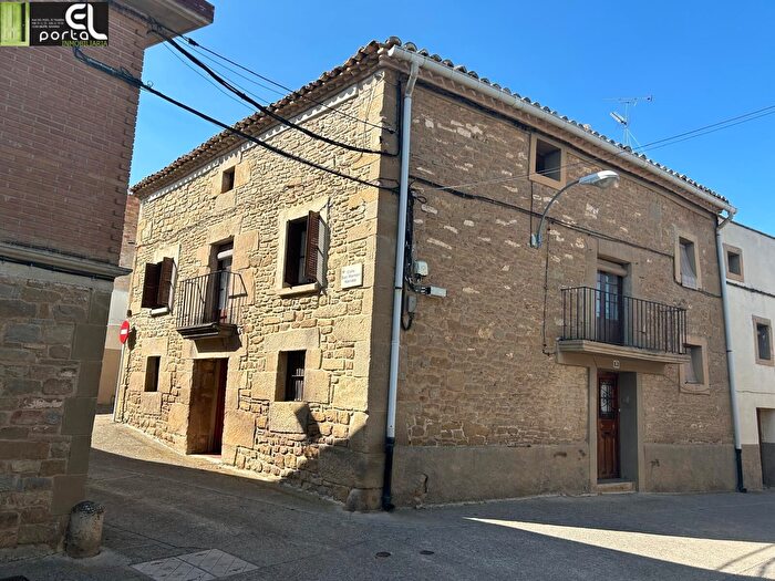 Casa en venta en Pitillas, Navarra de 5 habitaciones