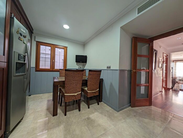 Casas en venta y pisos alquiler - 2