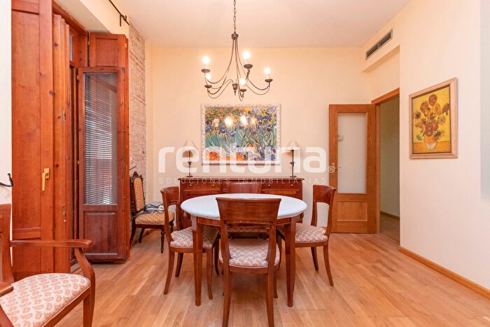 Casas en venta y pisos alquiler - 2