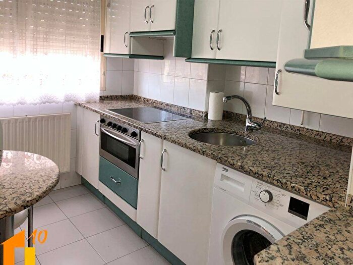 Casas en venta y pisos alquiler - 2