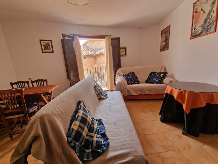 Piso en alquiler en Confrides, Alicante de 2 habitaciones