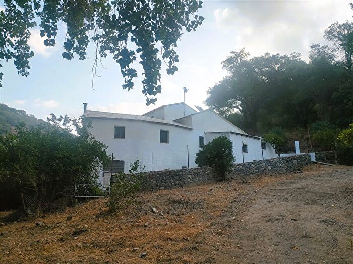 Casa en venta en Jubrique, Málaga de 2 habitaciones