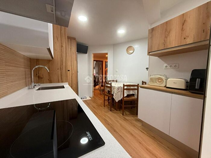 Casas en venta y pisos alquiler - 1