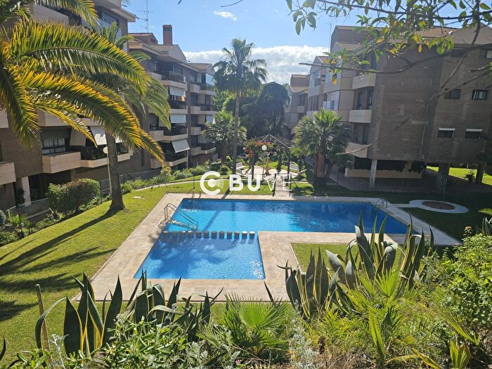 Piso en venta en Este, Limonar de 5 habitaciones