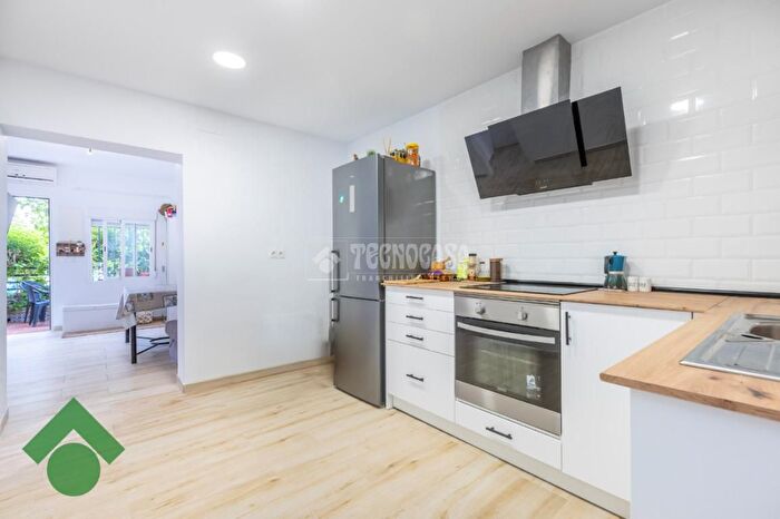 Casas en venta y pisos alquiler - 1