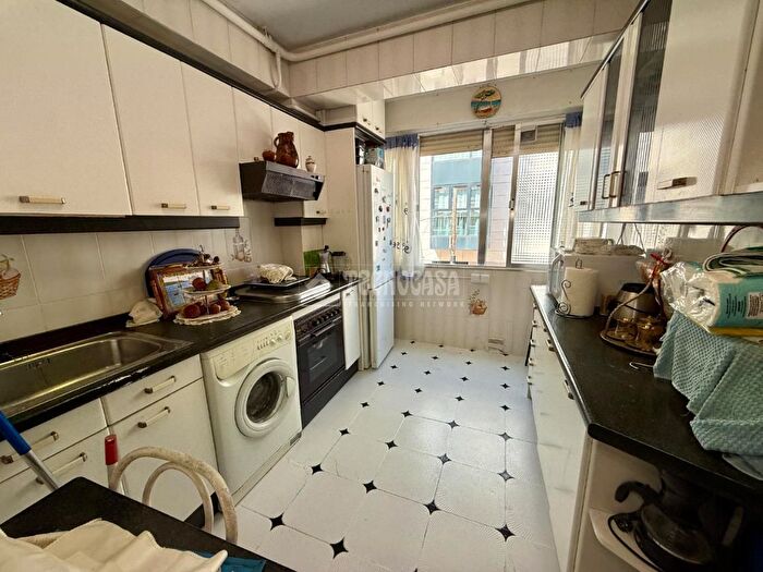 Casas en venta y pisos alquiler - 2