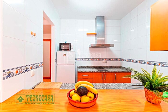 Casas en venta y pisos alquiler - 3