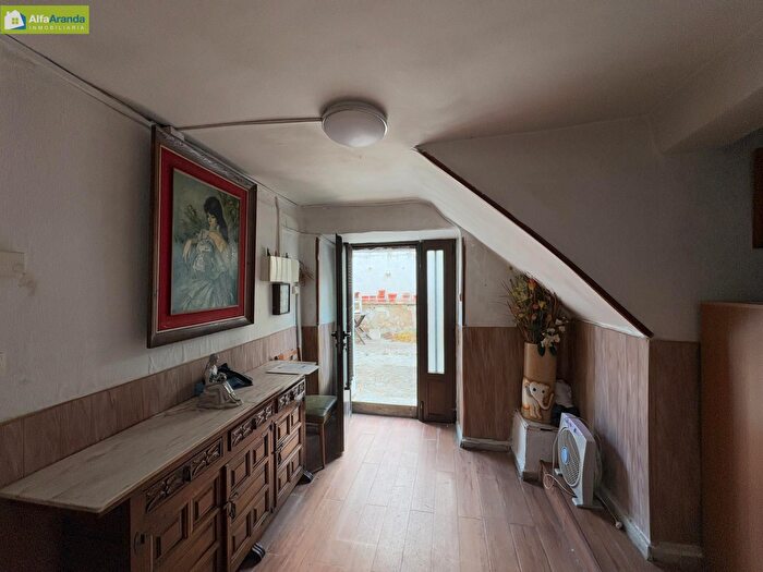 Casas en venta y pisos alquiler - 2