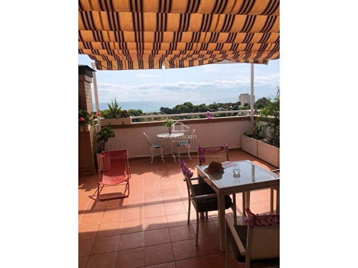 Piso en venta en Marina dOr, Playa Coral Torremar de 2 habitaciones