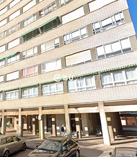 Piso en venta en Huerta del Rey, Valladolid Capital de 3 habitaciones
