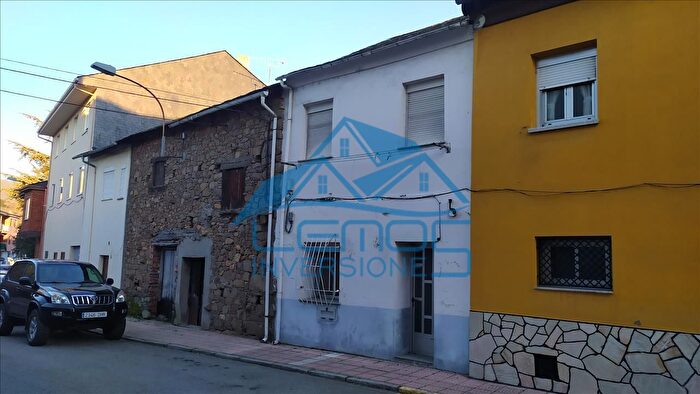 Casas en venta y pisos alquiler - 1