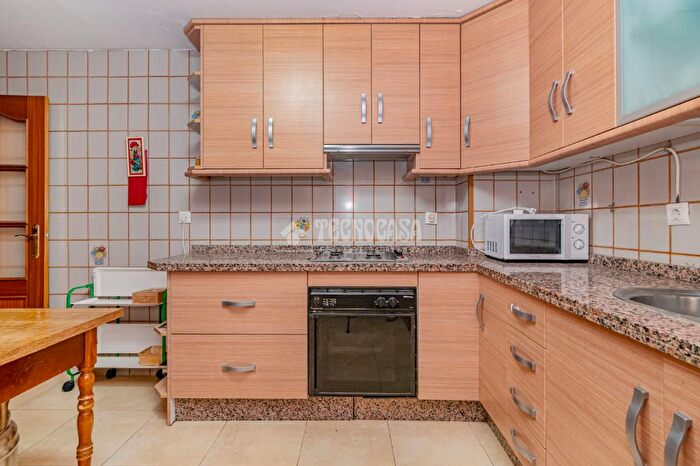 Casas en venta y pisos alquiler - 2