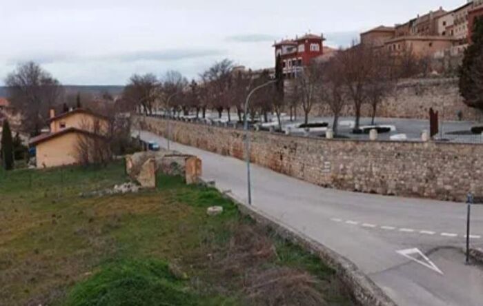 Piso en venta en Castrojeriz, Burgos de 3 habitaciones