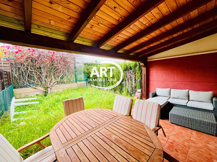 Casas en venta y pisos alquiler - 3