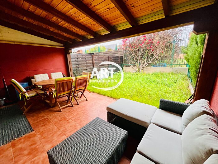Casas en venta y pisos alquiler - 1