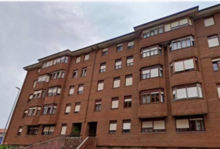 Piso en venta en El Astillero, Cantabria de 2 habitaciones