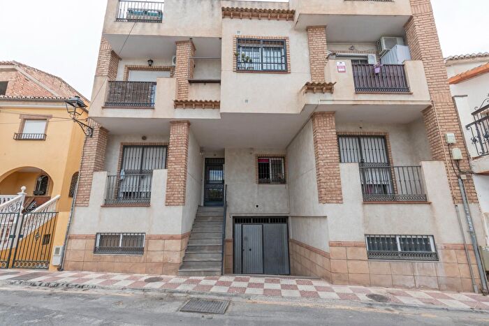 Piso en venta en Parque de la Ermita, Churriana de la Vega de 3 habitaciones