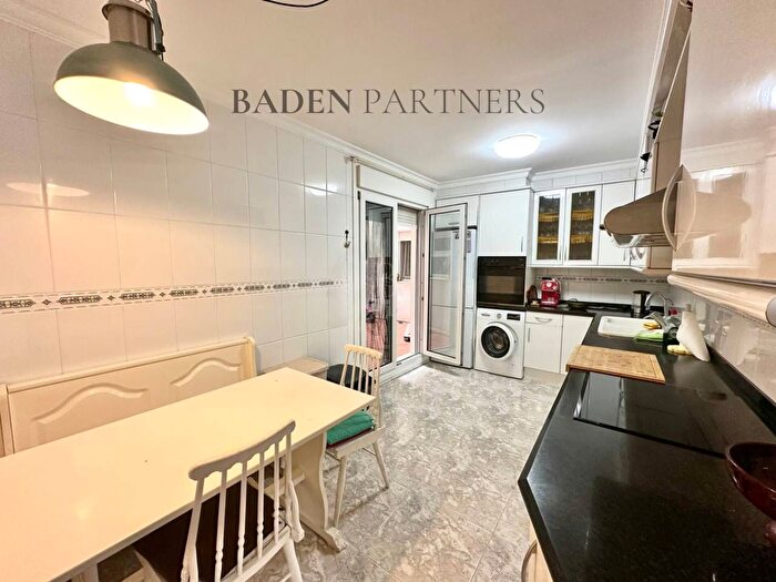 Casas en venta y pisos alquiler - 2