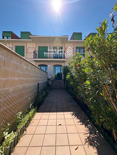 Casas en venta y pisos alquiler - 1
