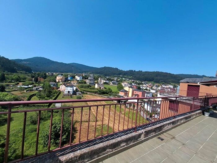 Piso en venta en Viveiro, Lugo de 3 habitaciones
