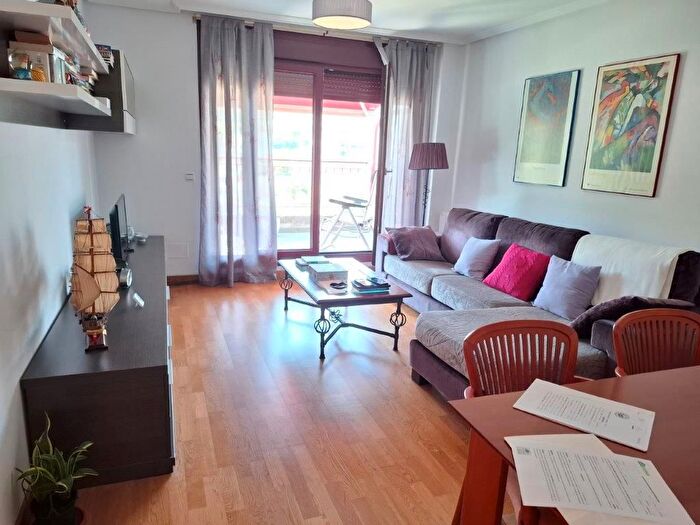 Casas en venta y pisos alquiler - 2
