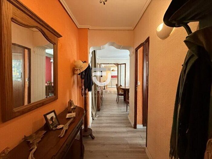 Casas en venta y pisos alquiler - 2